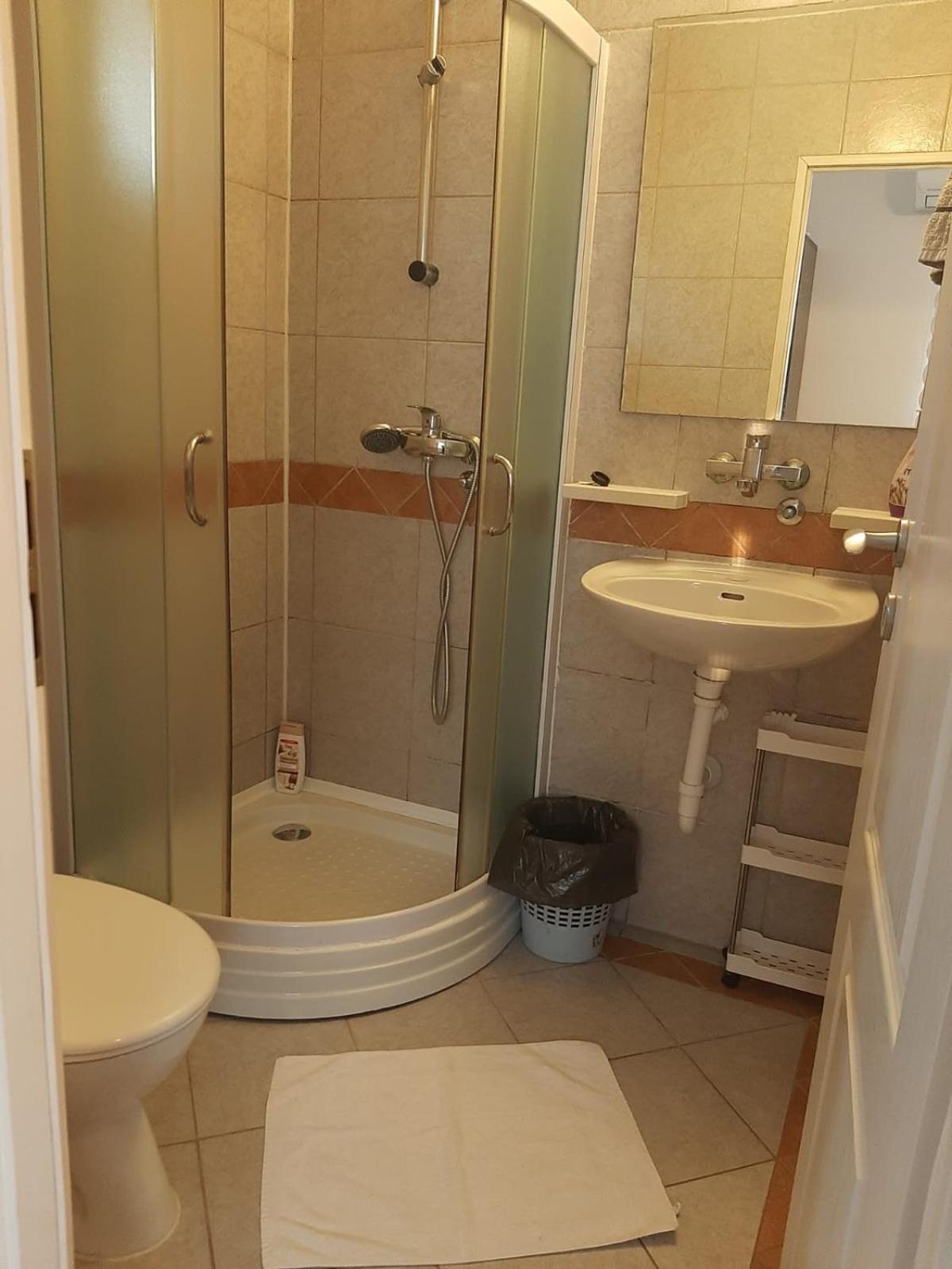 Rooms Lutra Bilje ภายนอก รูปภาพ